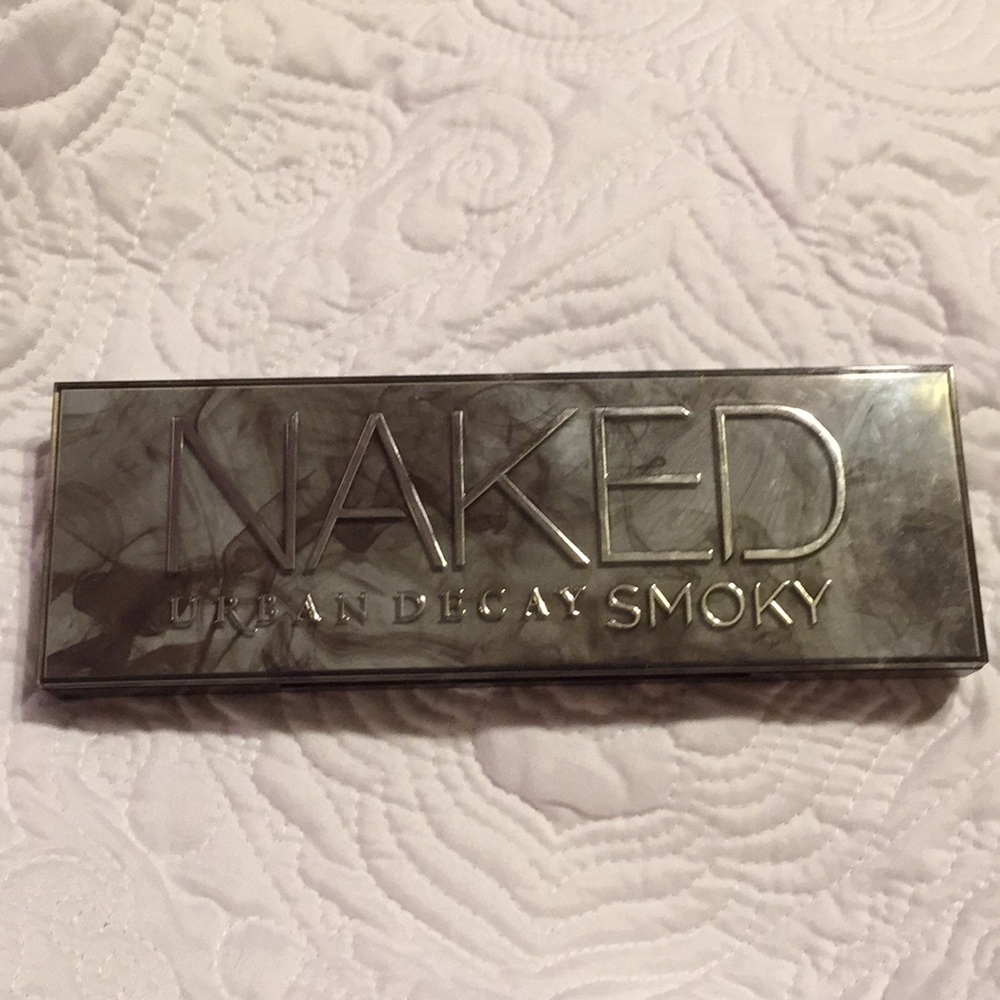 Urban Decay Smoky palette